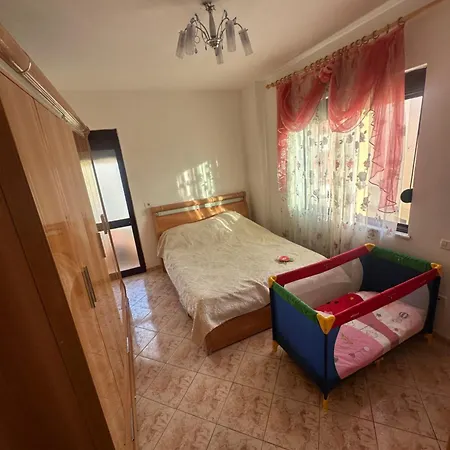 Lejlighed Mane 10 Golem (Tirana)